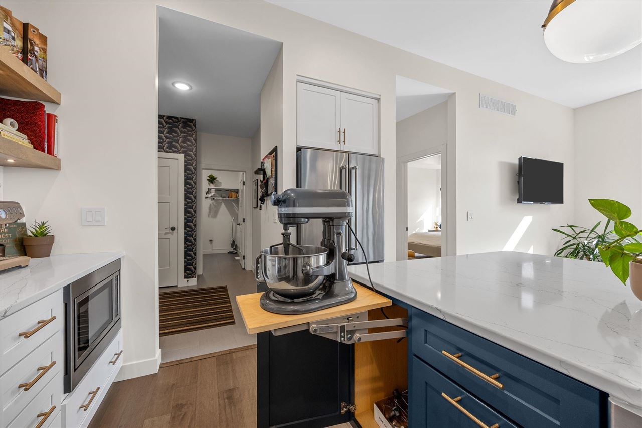 1118 Tamarack Trail Iowa City IA 52245