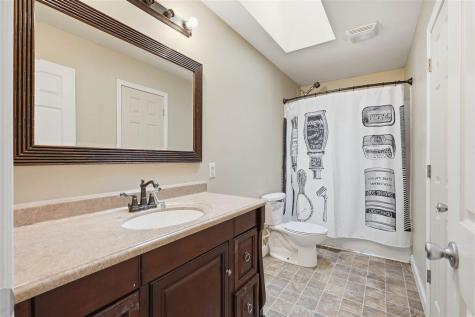 913 Maggard Street Iowa City IA 52240