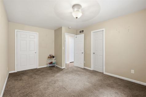 913 Maggard Street Iowa City IA 52240