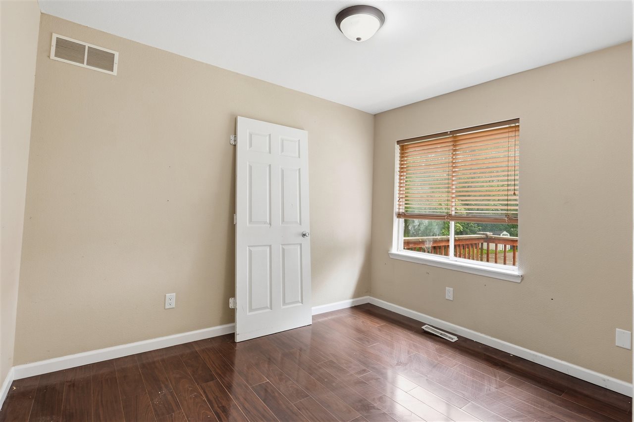 913 Maggard Street Iowa City IA 52240
