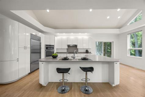 680 Highland Park Avenue Coralville IA 52241