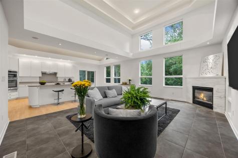 680 Highland Park Avenue Coralville IA 52241