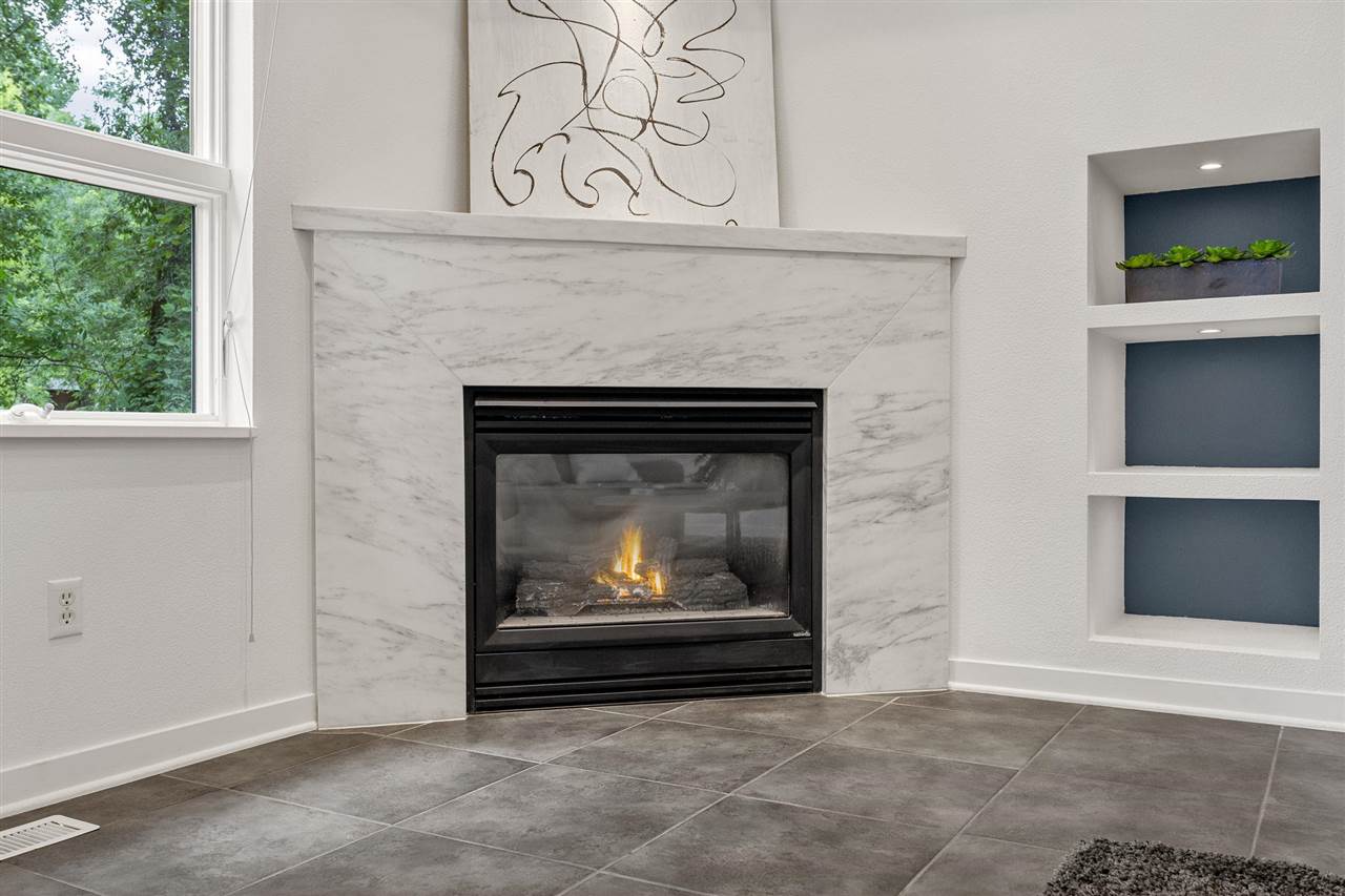 680 Highland Park Avenue Coralville IA 52241