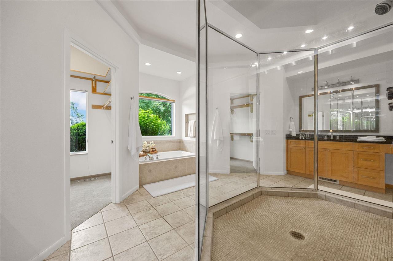 680 Highland Park Avenue Coralville IA 52241