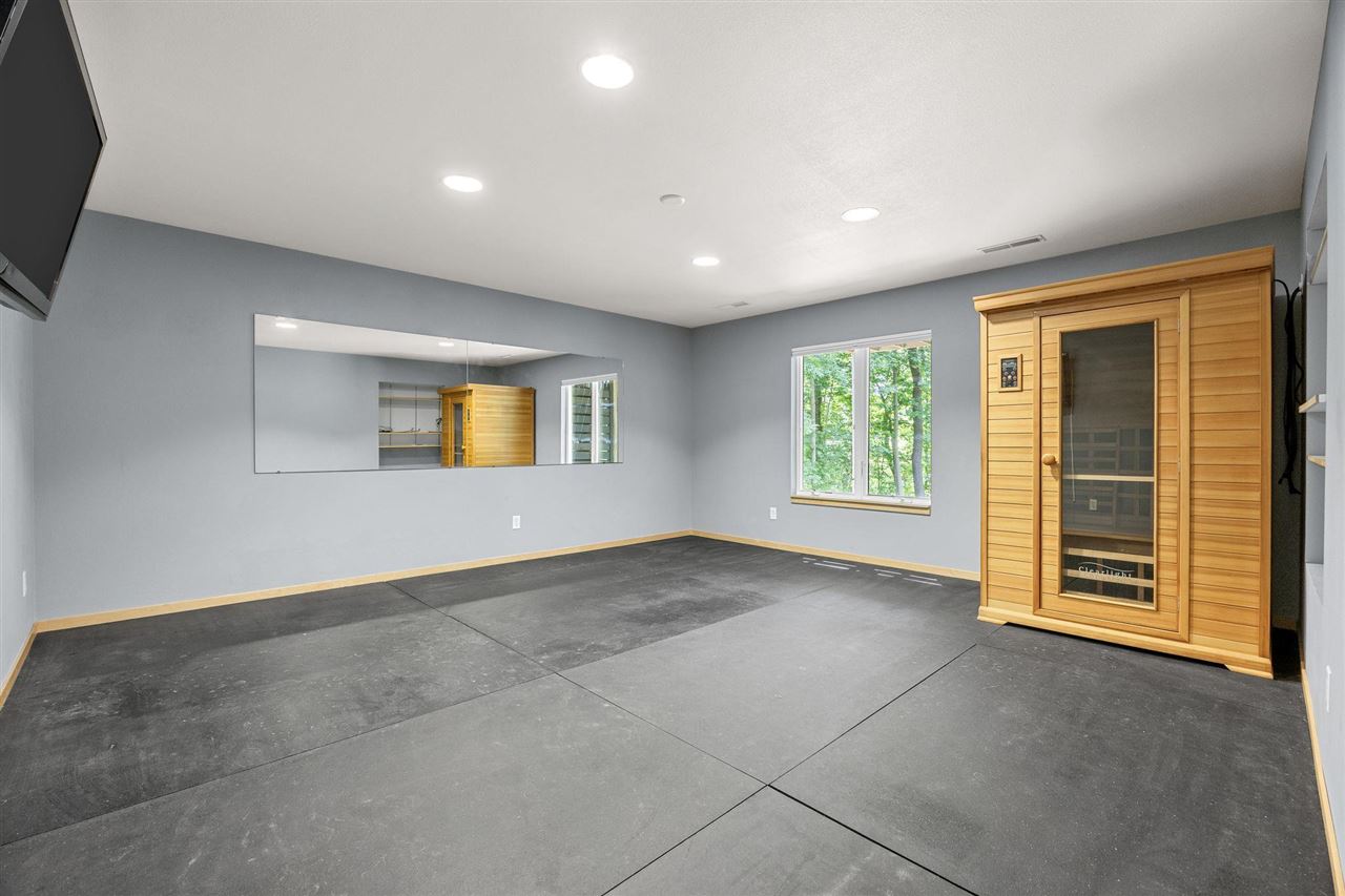 680 Highland Park Avenue Coralville IA 52241
