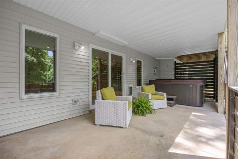 680 Highland Park Avenue Coralville IA 52241