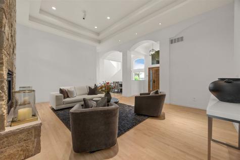 680 Highland Park Avenue Coralville IA 52241