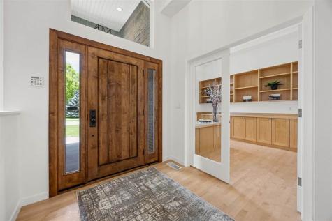 680 Highland Park Avenue Coralville IA 52241