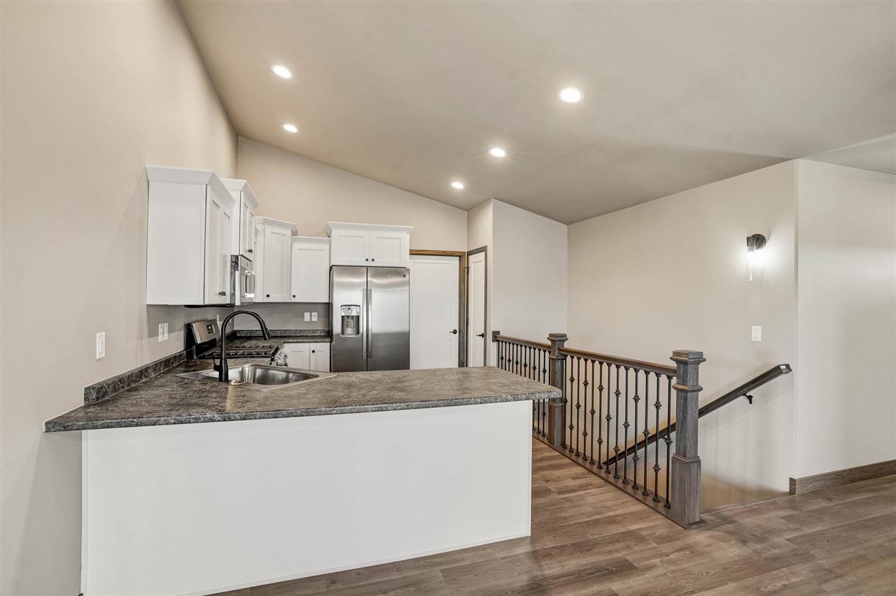 224B Vista Drive Kalona IA 52247
