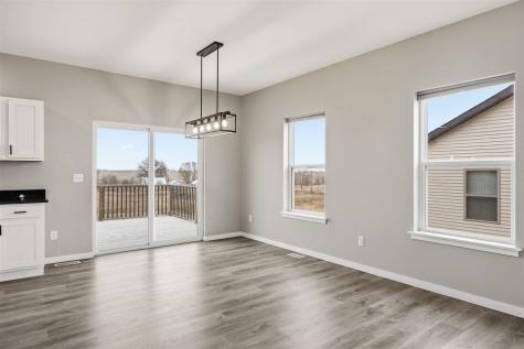 428 Galileo Drive Riverside IA 52327