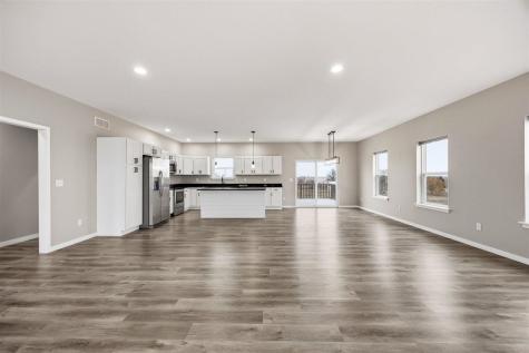 428 Galileo Drive Riverside IA 52327