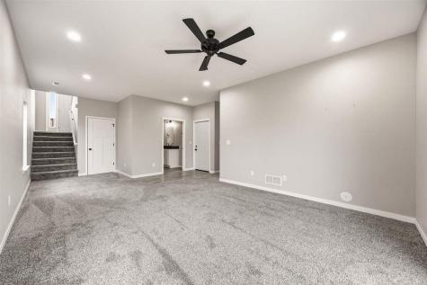 428 Galileo Drive Riverside IA 52327