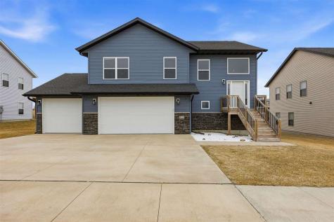 428 Galileo Drive Riverside IA 52327