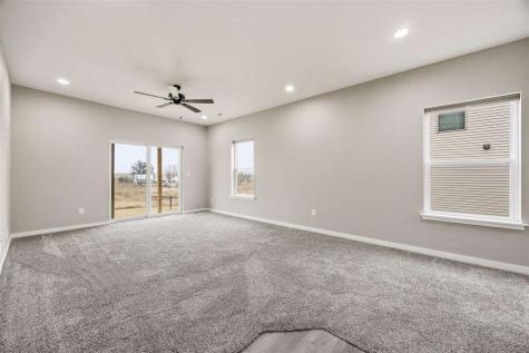 428 Galileo Drive Riverside IA 52327