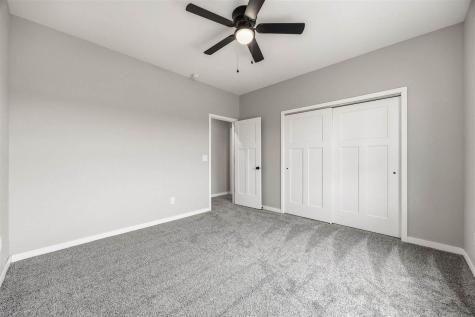 428 Galileo Drive Riverside IA 52327
