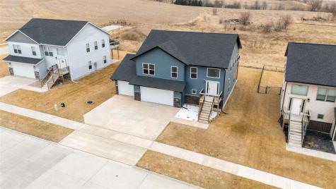 428 Galileo Drive Riverside IA 52327