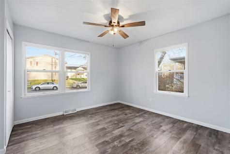 654 S Lucas Street Iowa City IA 52240
