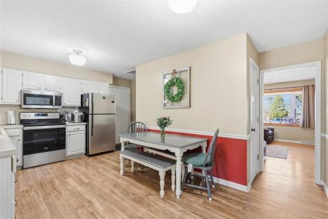 512 3rd Avenue SW Mt Vernon IA 52314