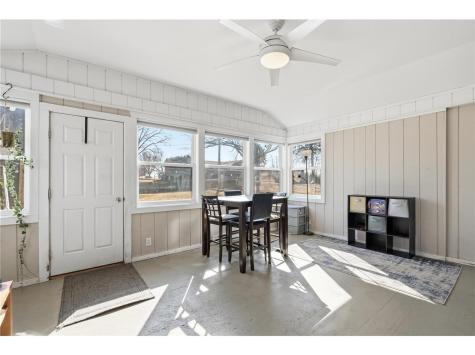 512 3rd Avenue SW Mt Vernon IA 52314