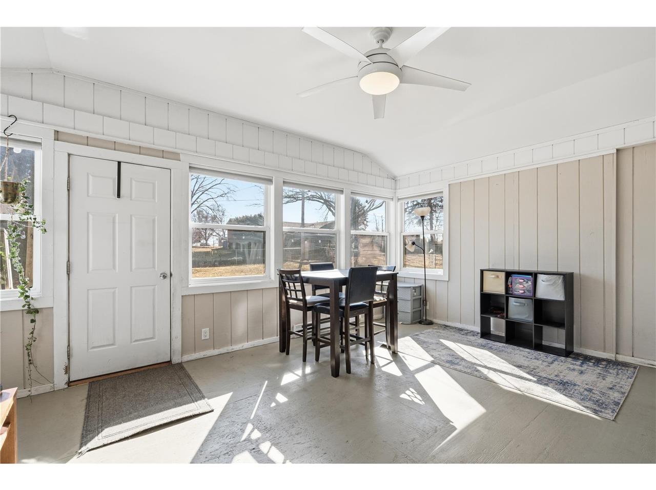 512 3rd Avenue SW Mt Vernon IA 52314