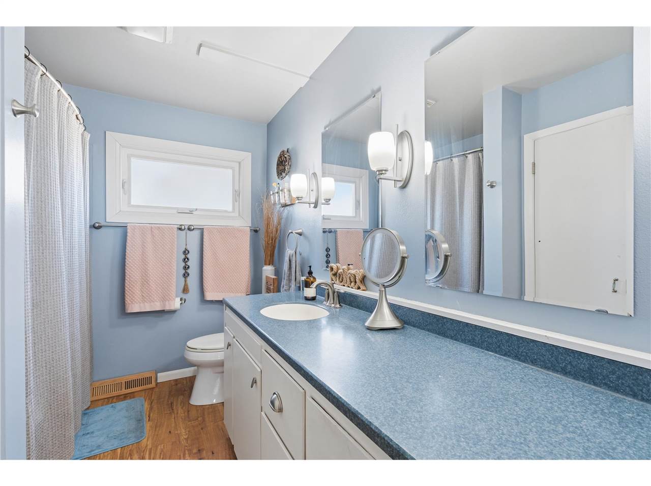 512 3rd Avenue SW Mt Vernon IA 52314