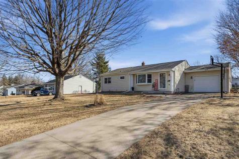 512 3rd Avenue SW Mt Vernon IA 52314