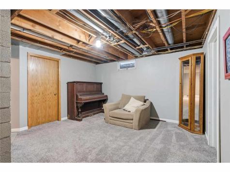 512 3rd Avenue SW Mt Vernon IA 52314