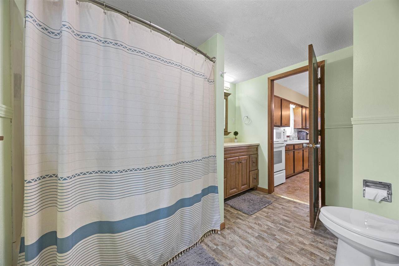 288 W Randolph Street Other IA 52301