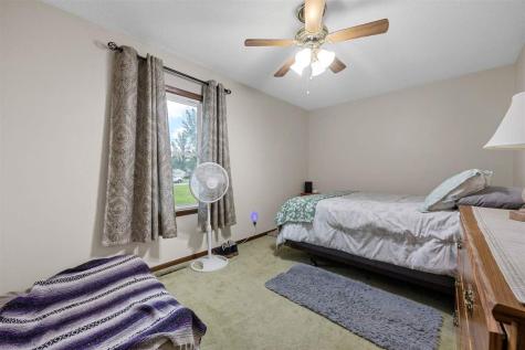 288 W Randolph Street Other IA 52301
