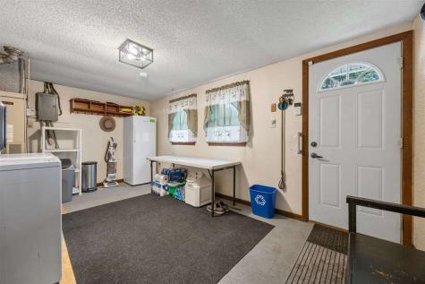 288 W Randolph Street Other IA 52301