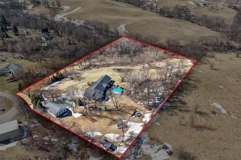 2963 170TH Street South Amana IA 52334