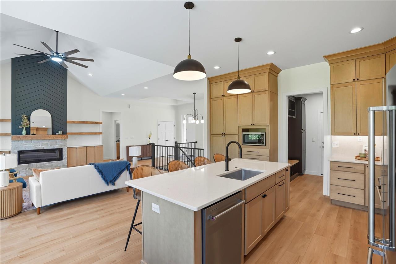 4218 Pleasant Valley Drive SE Iowa City IA 52240