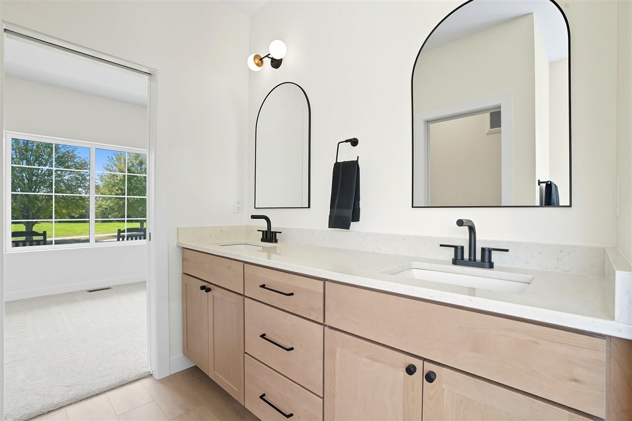 4218 Pleasant Valley Drive SE Iowa City IA 52240