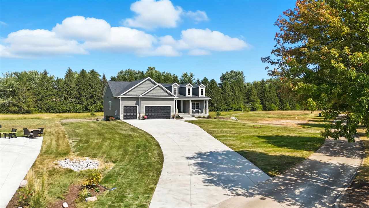 4218 Pleasant Valley Drive SE Iowa City IA 52240