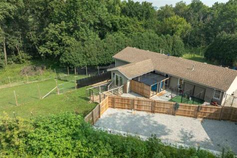 1045 Vine Avenue Riverside IA 52327