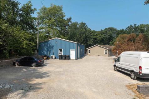 1045 Vine Avenue Riverside IA 52327