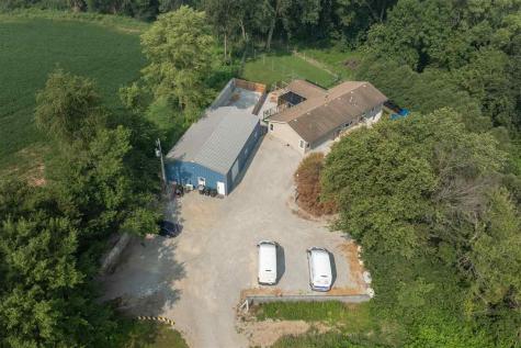 1045 Vine Avenue Riverside IA 52327