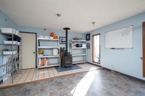 1045 Vine Avenue Riverside IA 52327