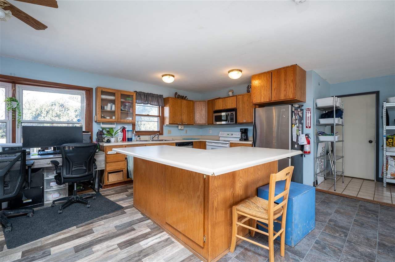 1045 Vine Avenue Riverside IA 52327
