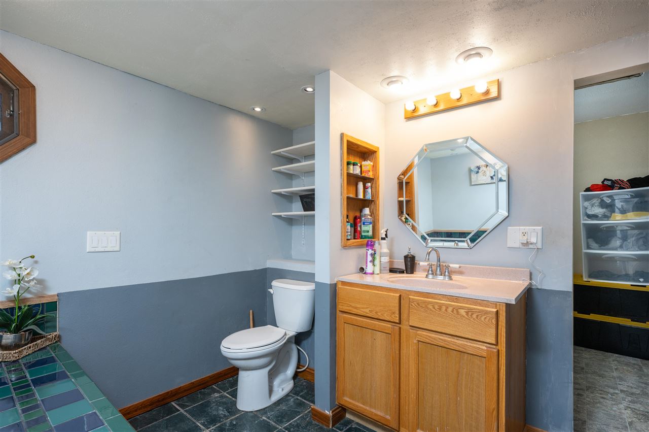 1045 Vine Avenue Riverside IA 52327