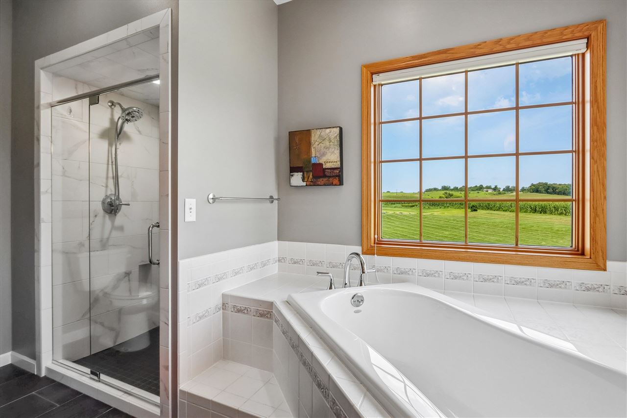 544 28th Lane Middle Amana IA 52203