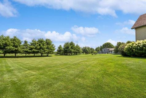 544 28th Lane Middle Amana IA 52203