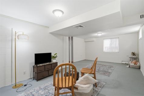 61 29th Avenue SW Cedar Rapids IA 52404