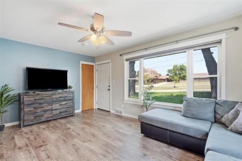 61 29th Avenue SW Cedar Rapids IA 52404