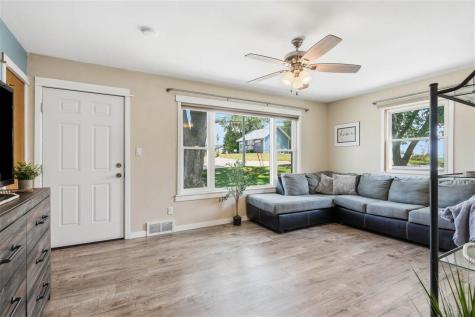 61 29th Avenue SW Cedar Rapids IA 52404