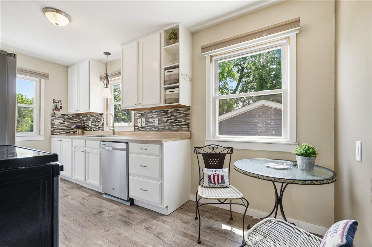 61 29th Avenue SW Cedar Rapids IA 52404