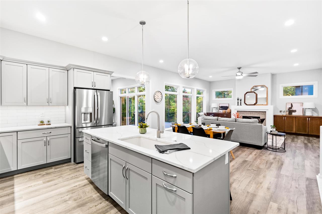 5521 Seminole Valley Trail Cedar Rapids IA 52411