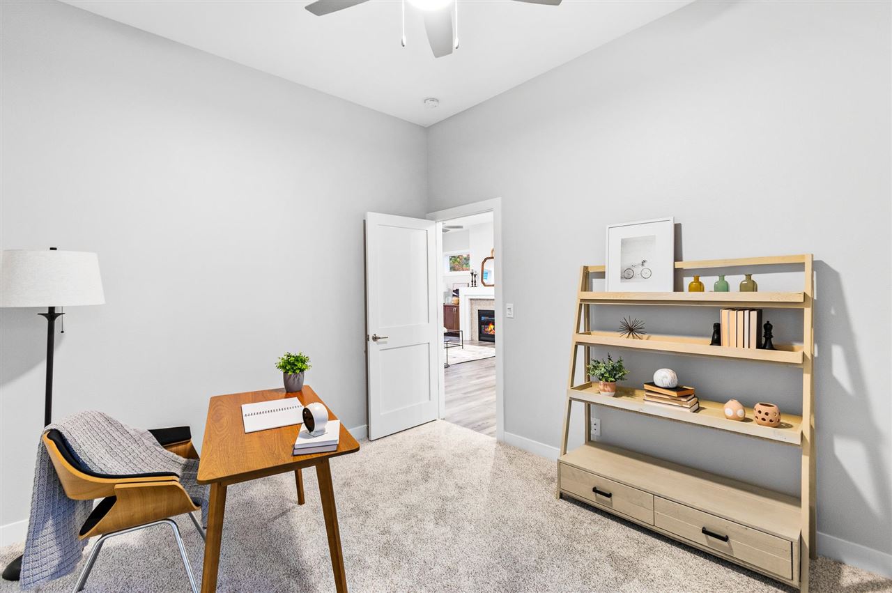 5521 Seminole Valley Trail Cedar Rapids IA 52411