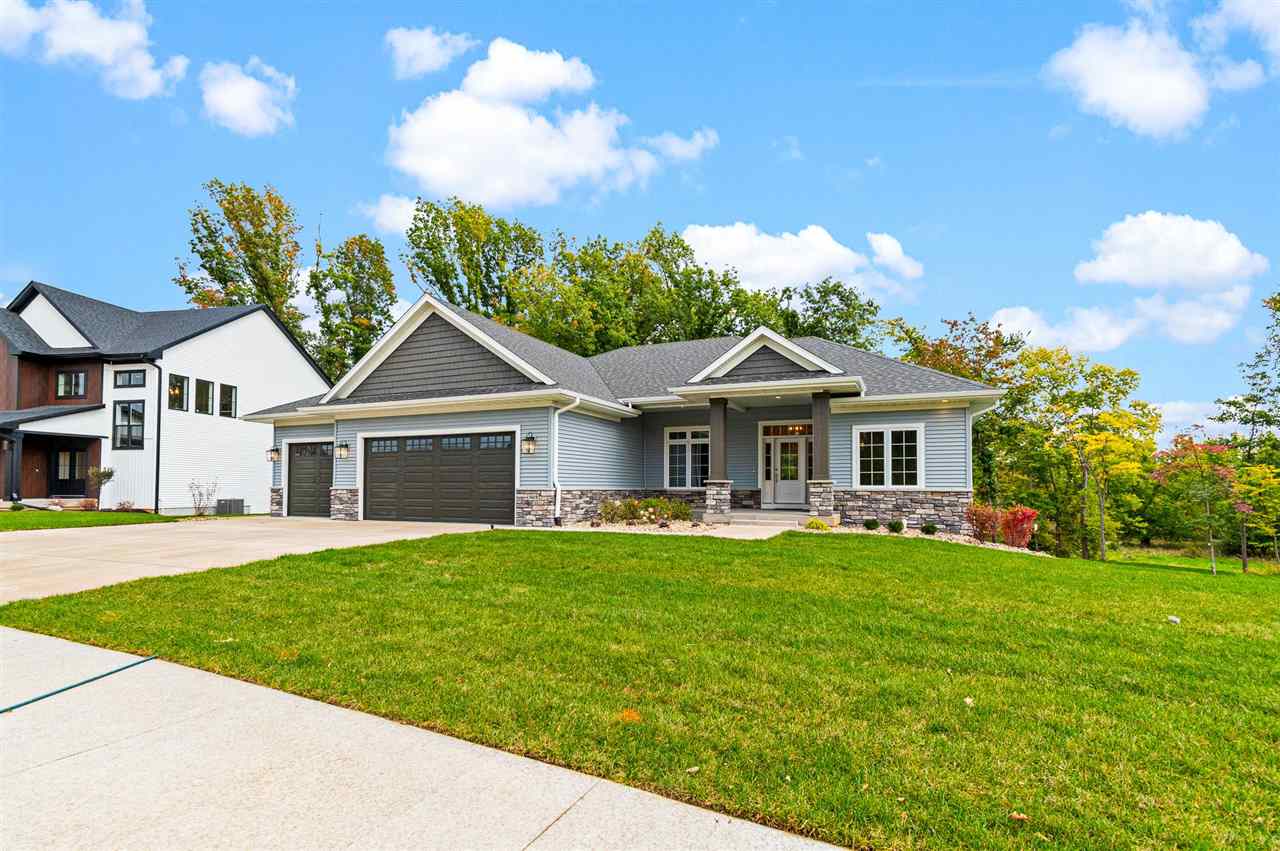 5521 Seminole Valley Trail Cedar Rapids IA 52411