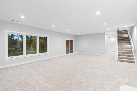 5521 Seminole Valley Trail Cedar Rapids IA 52411